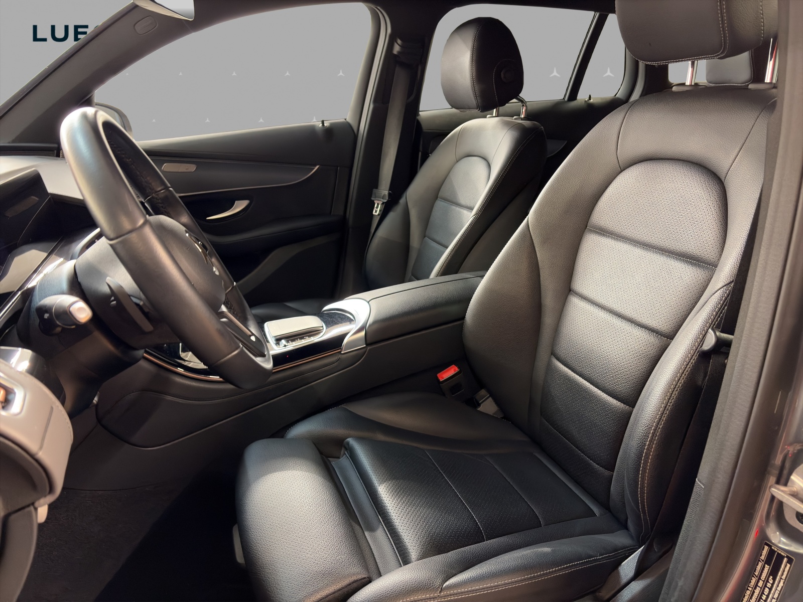 MERCEDES-BENZ EQC 400 4M - EQ Star / DISTRONIC / 360 Grad Kamera-image-9