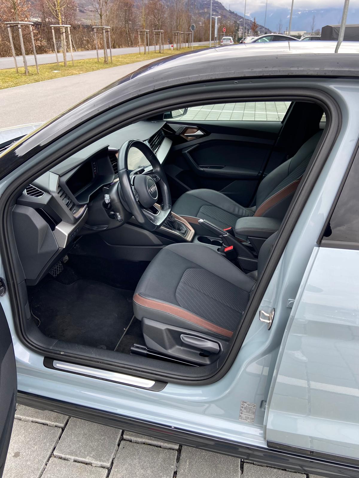 AUDI A1 allstreet 30 TFSI S-tronic-image-5