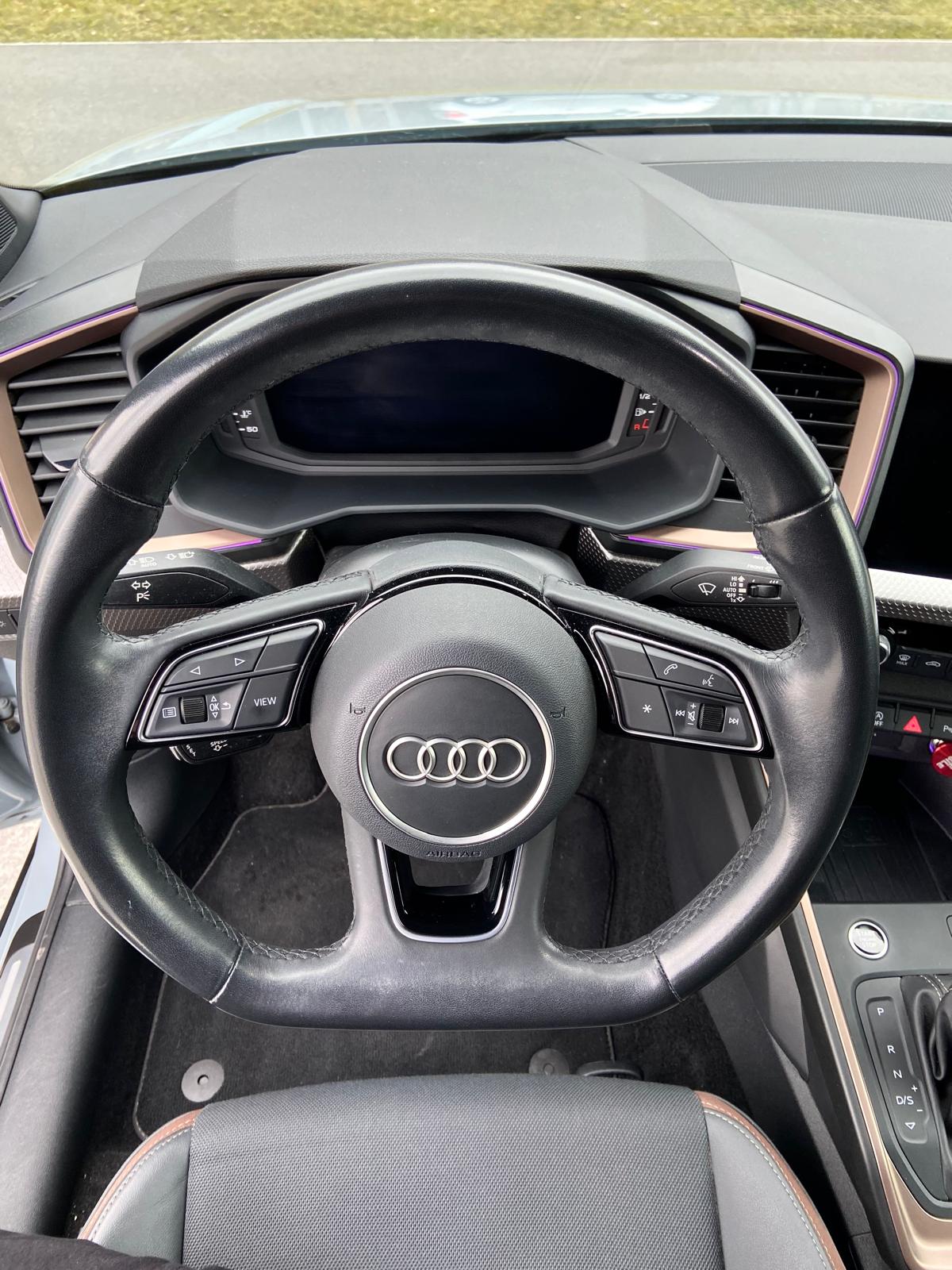AUDI A1 allstreet 30 TFSI S-tronic-image-8