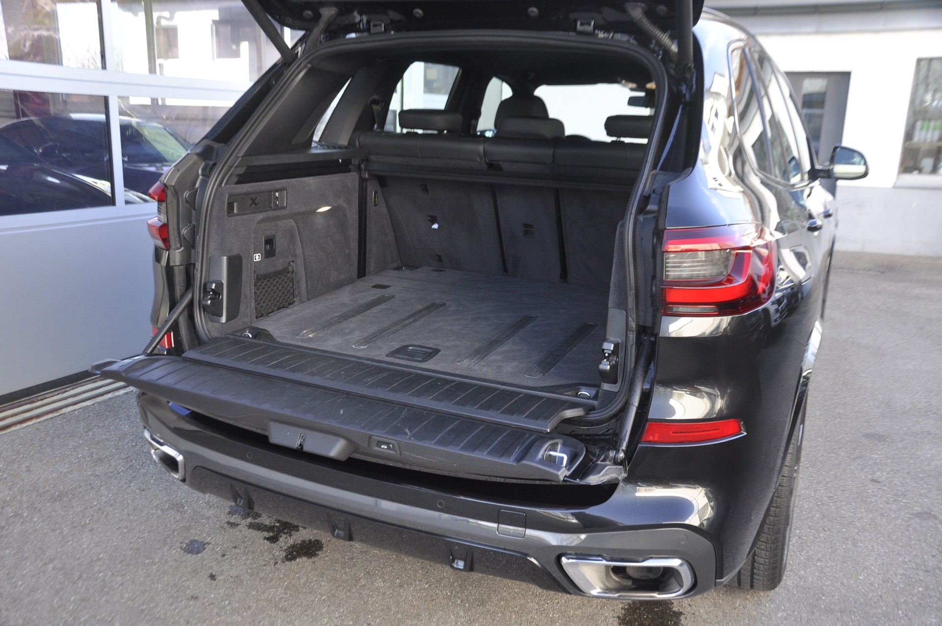 BMW X5 xDrive 48V 30d M Sport Steptronic-image-14