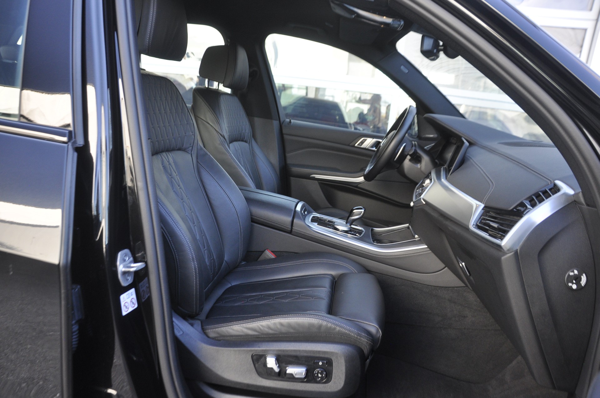 BMW X5 xDrive 48V 30d M Sport Steptronic-image-6