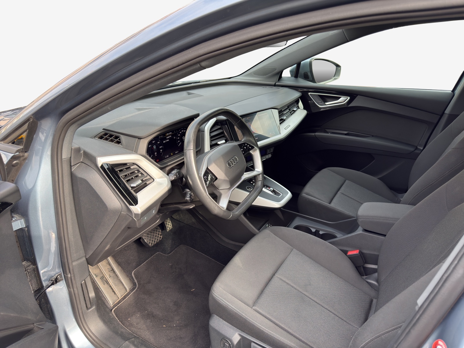 AUDI Q4 e-tron 35-image-8