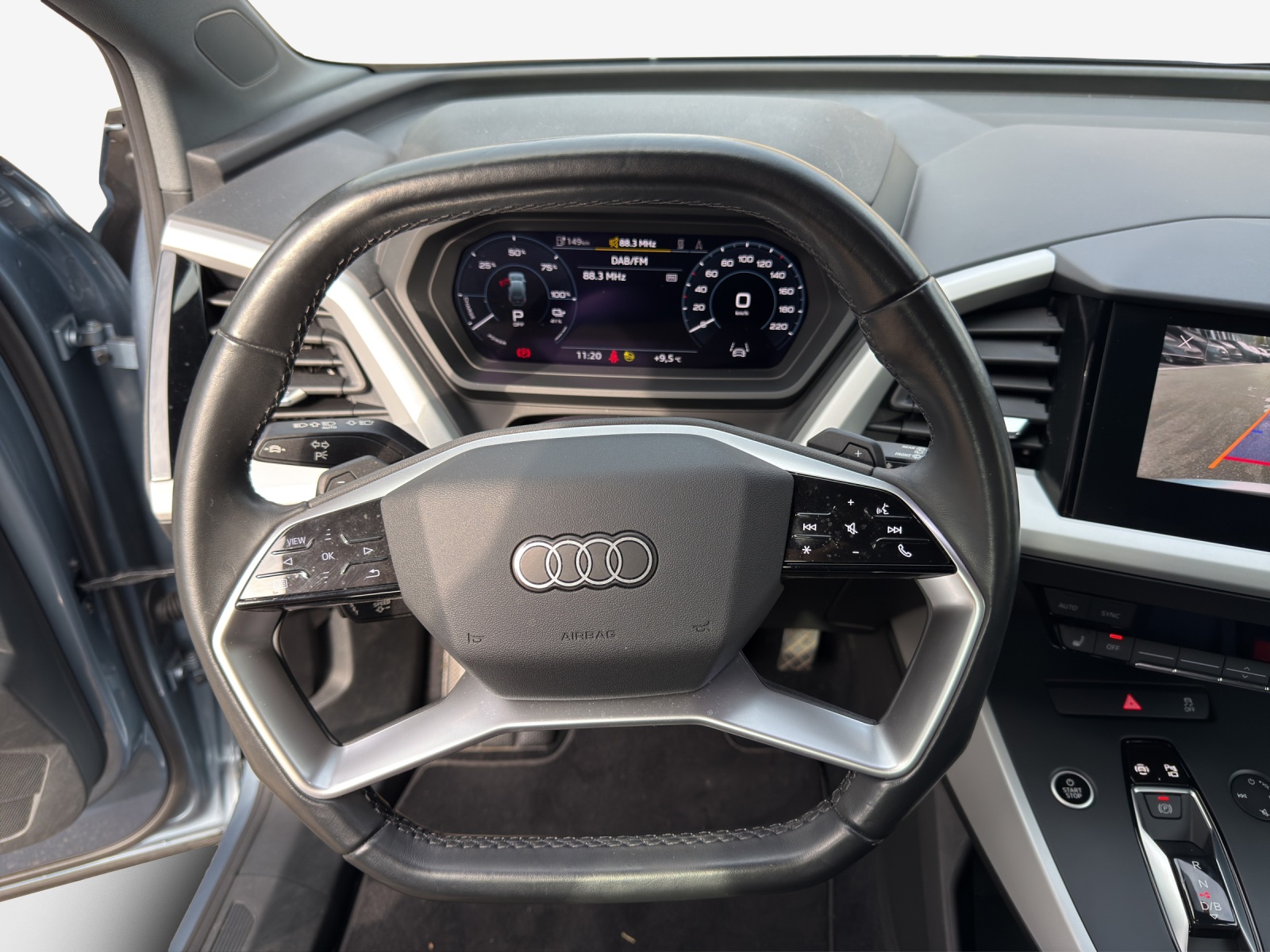 AUDI Q4 e-tron 35-image-10