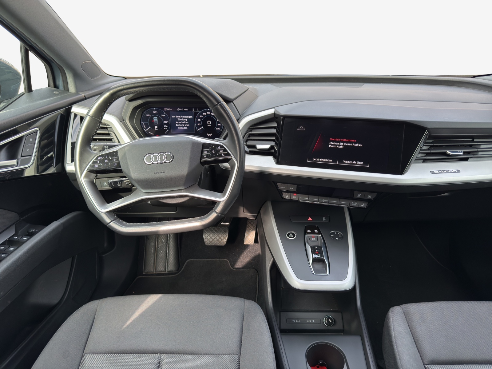 AUDI Q4 e-tron 35-image-9
