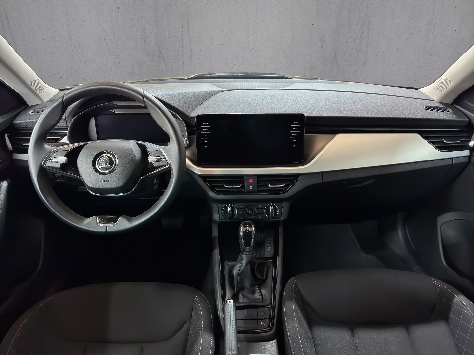 SKODA Kamiq 1.0 TSI Ambition DSG "Navi-RF.-Kamera"-image-10