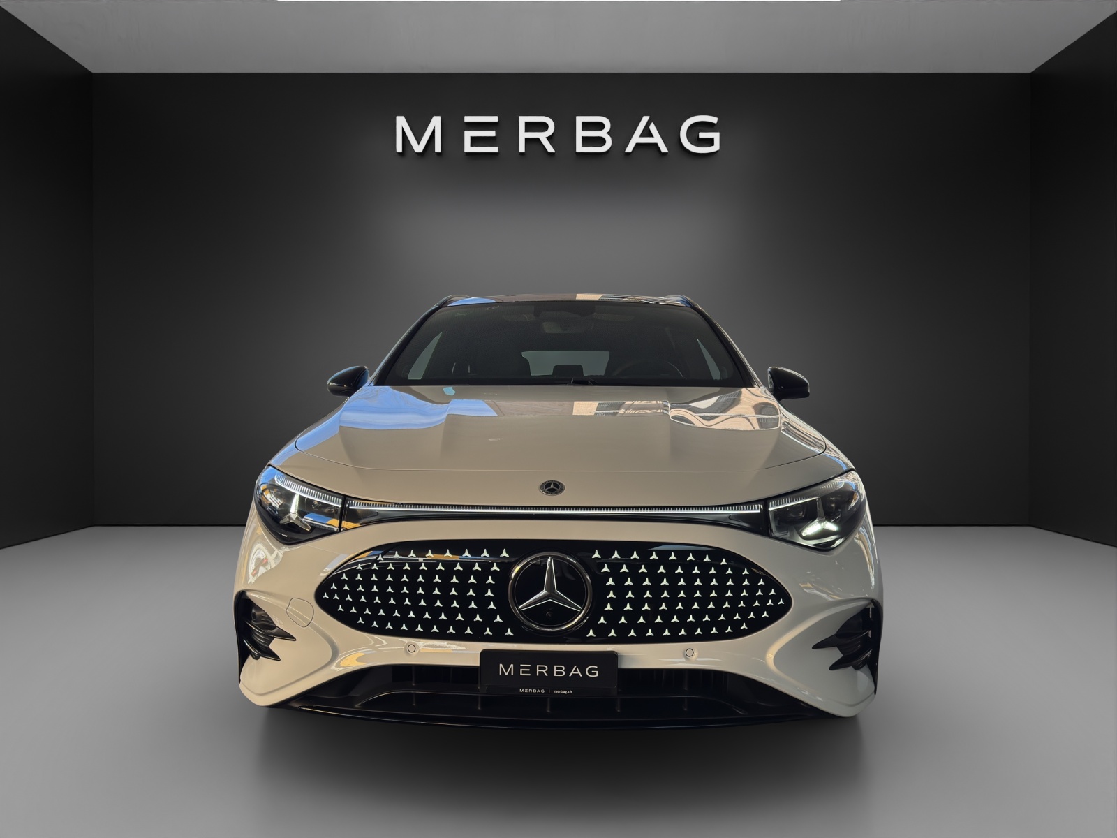MERCEDES-BENZ CLA Shooting Brake 350 4Matic 85 kWh EQ-image-1