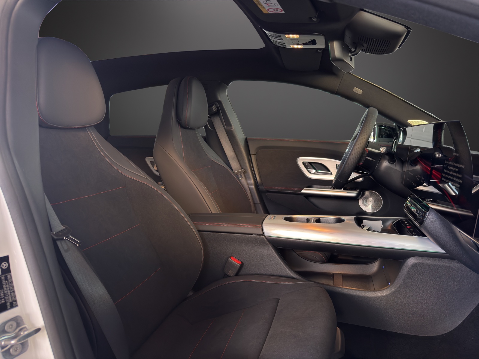 MERCEDES-BENZ CLA Shooting Brake 350 4Matic 85 kWh EQ-image-13