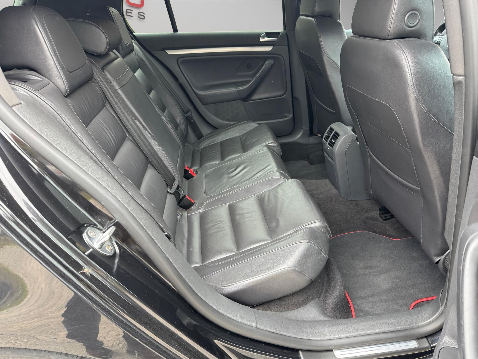 VW Golf 2.0 TFSI GTI-image-15