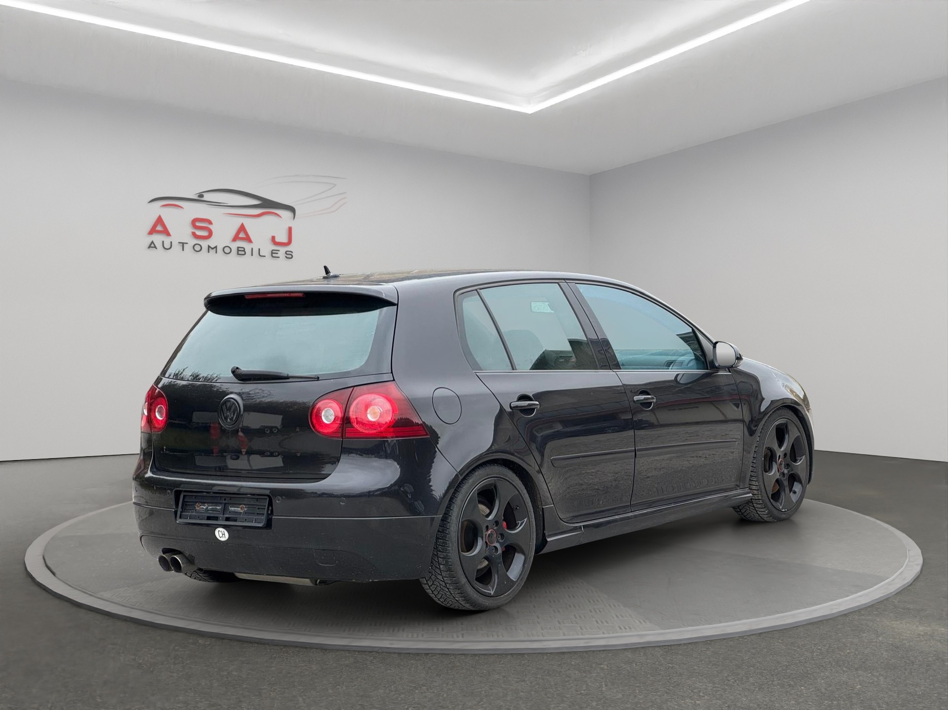 VW Golf 2.0 TFSI GTI-image-6