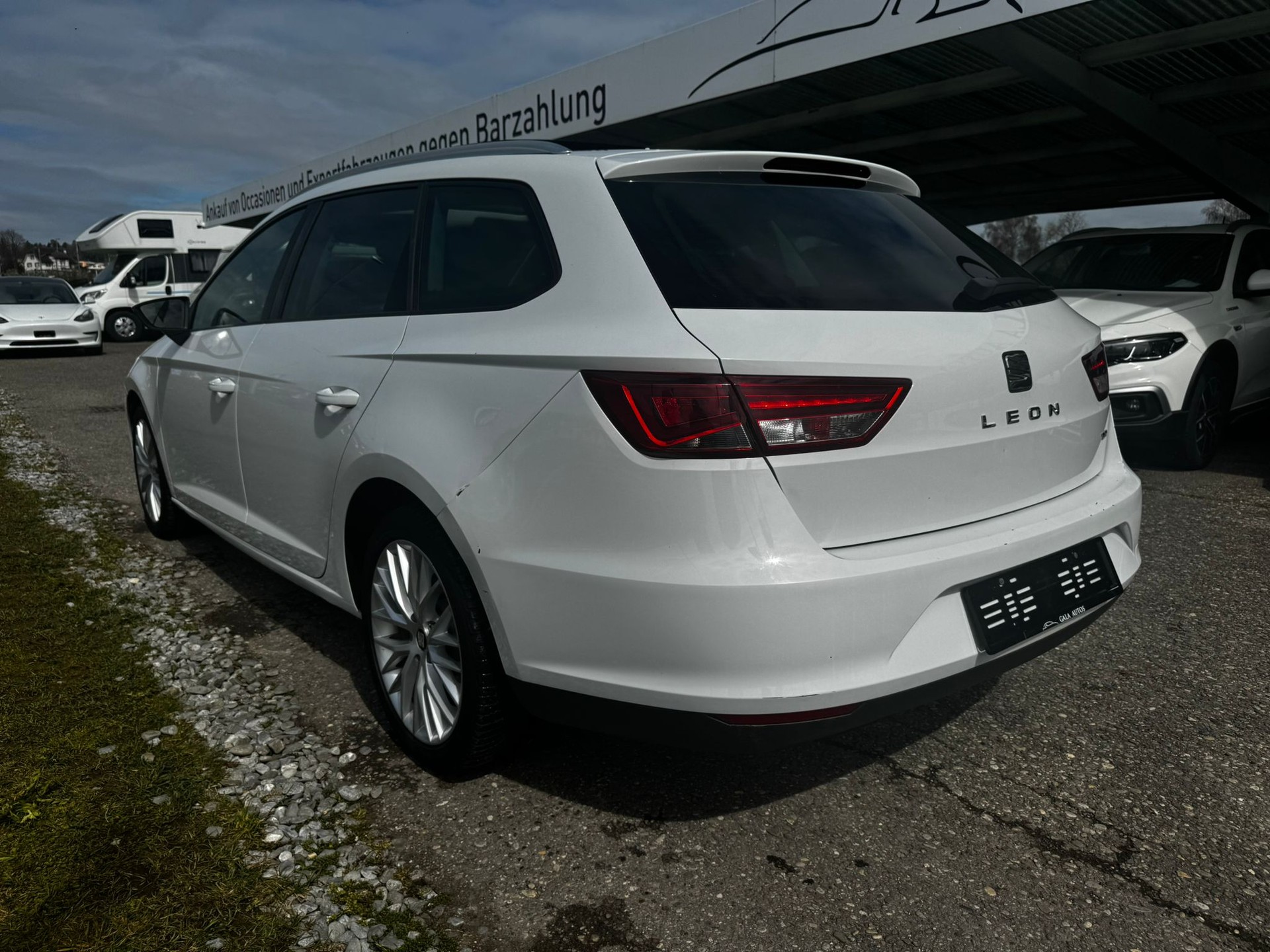 SEAT Leon ST 1.4 TGI Style DSG-image-5