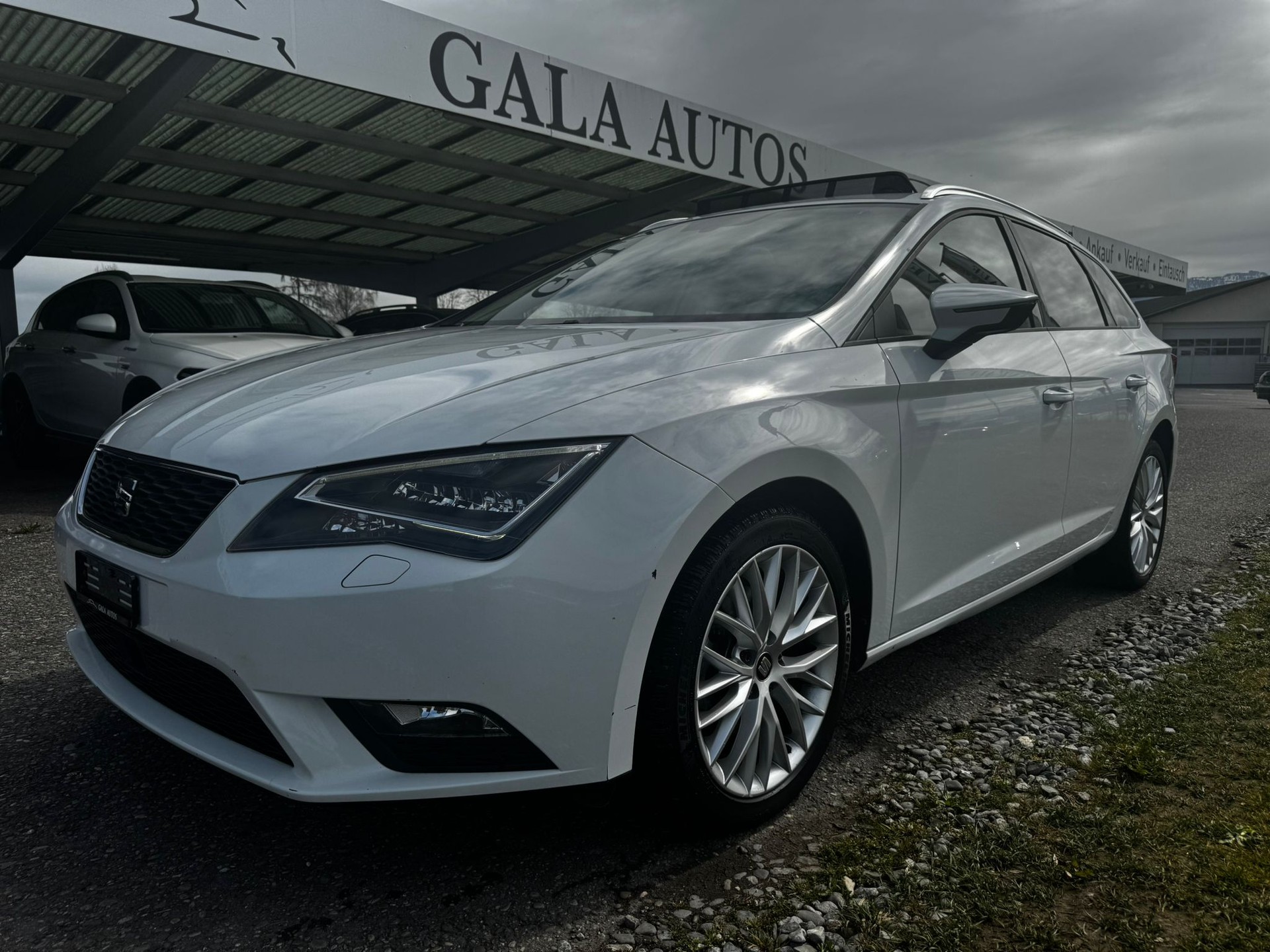 SEAT Leon ST 1.4 TGI Style DSG-image-0