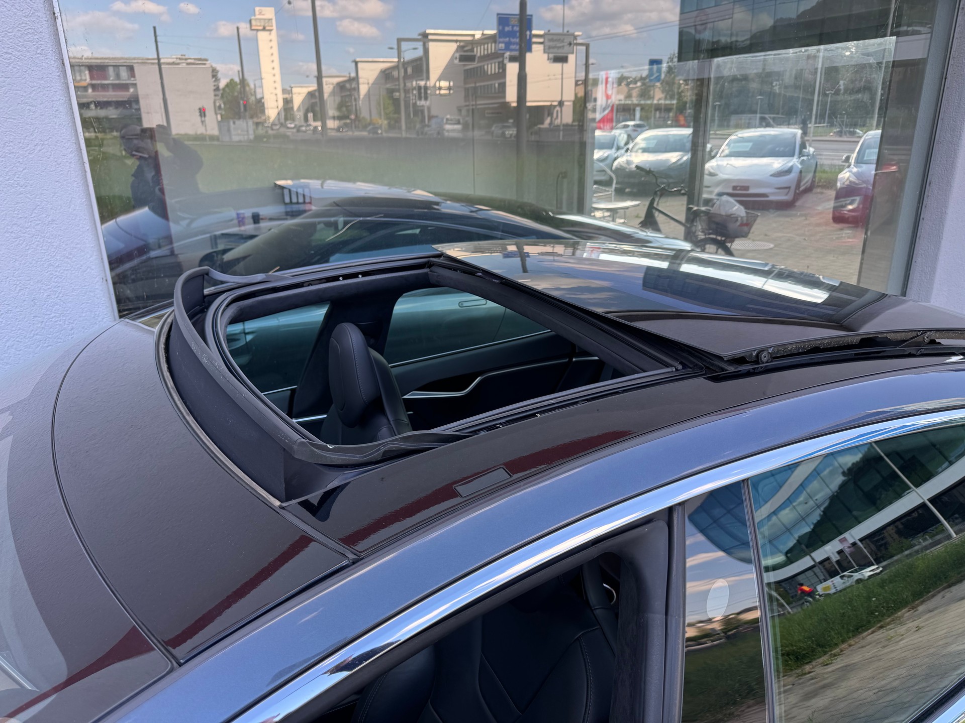 TESLA Model S 100 D Performance-image-13