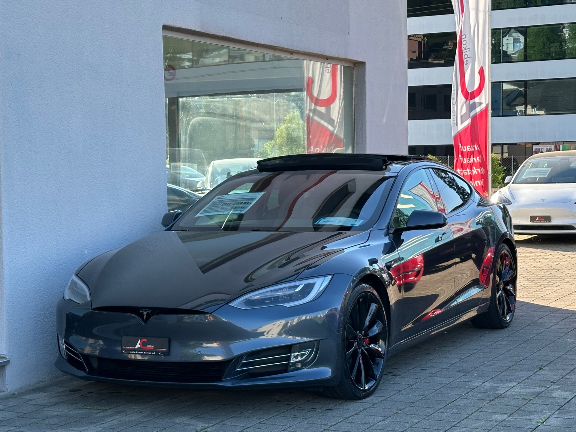 TESLA Model S 100 D Performance-image-0