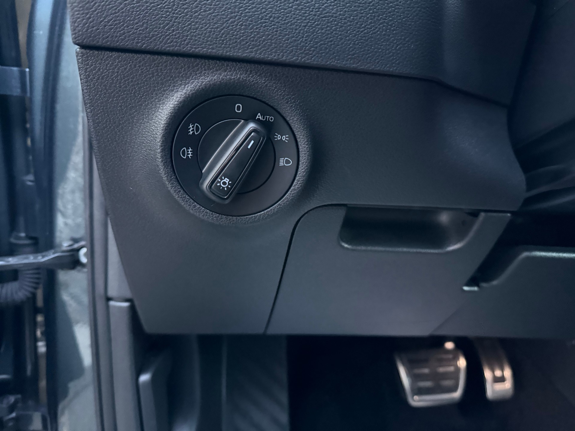 SKODA Karoq 2.0 TSI SportLine 4x4 DSG-image-14