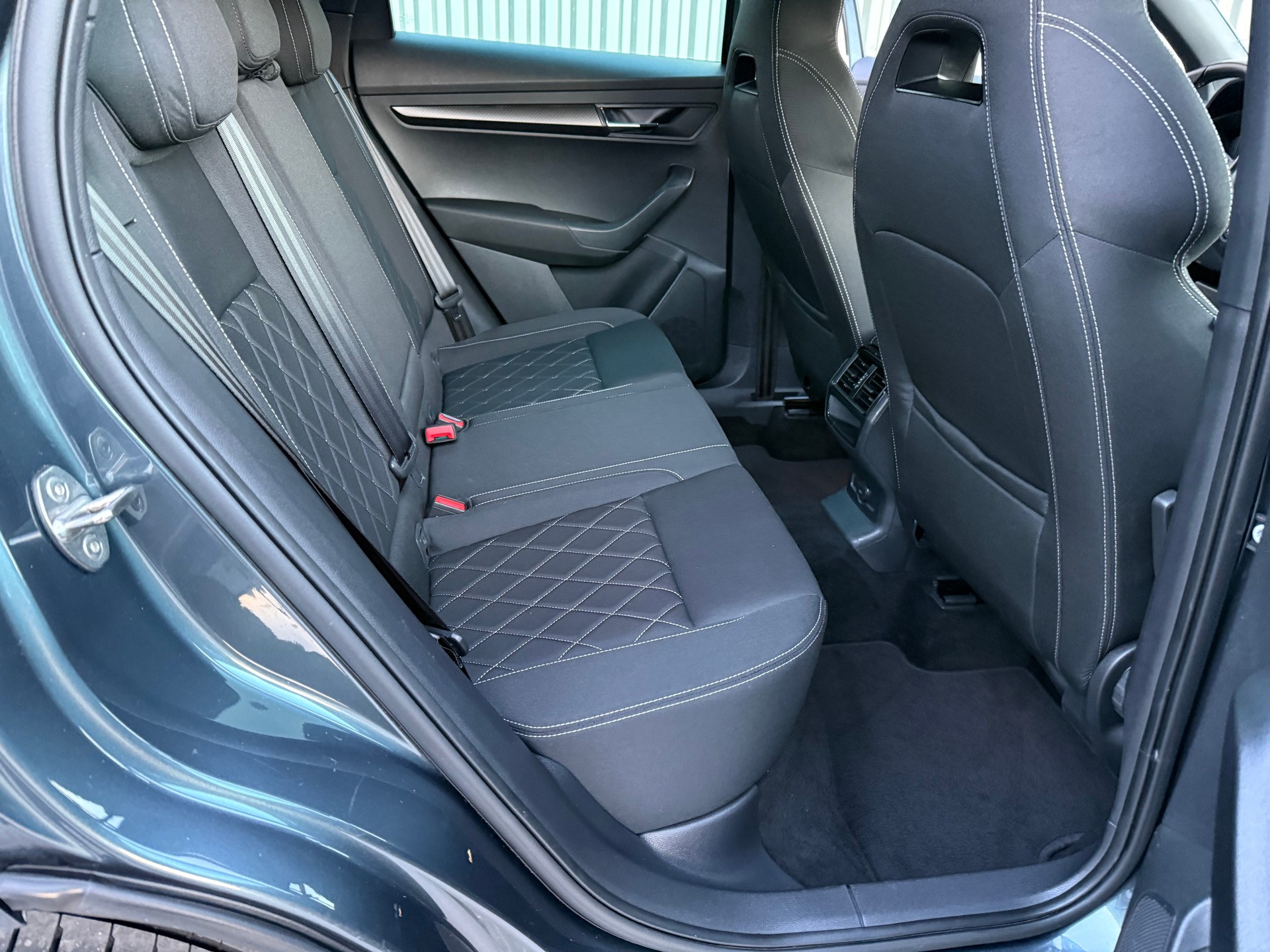 SKODA Karoq 2.0 TSI SportLine 4x4 DSG-image-21