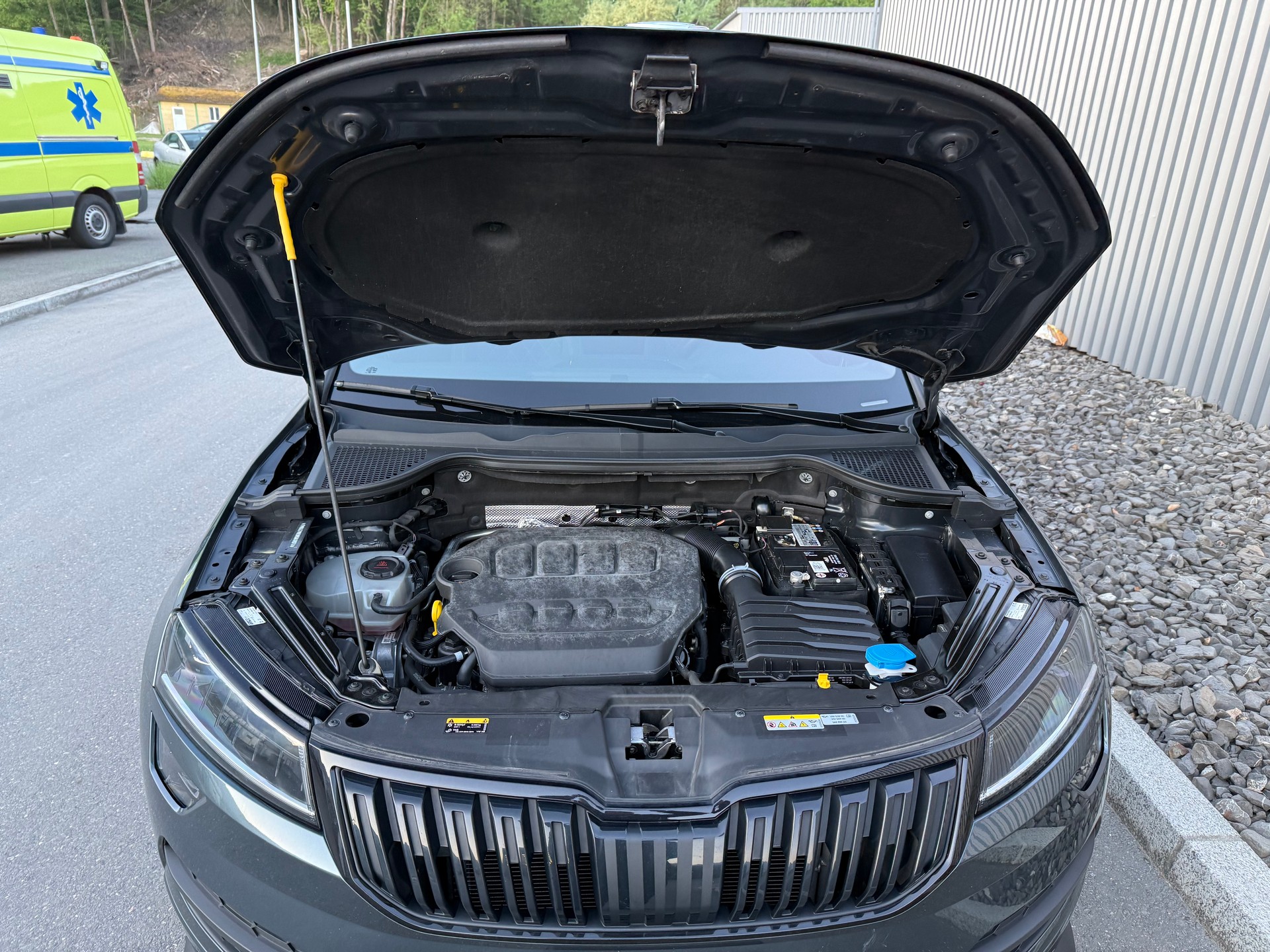 SKODA Karoq 2.0 TSI SportLine 4x4 DSG-image-26