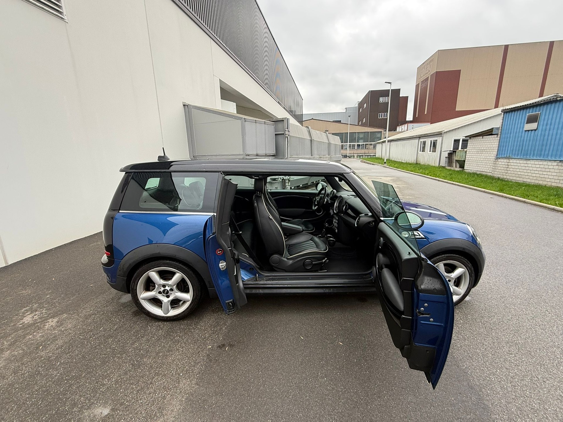 MINI Clubman Cooper S Steptronic-image-10