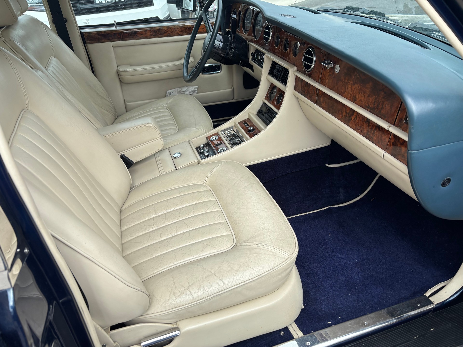 BENTLEY Turbo-image-8