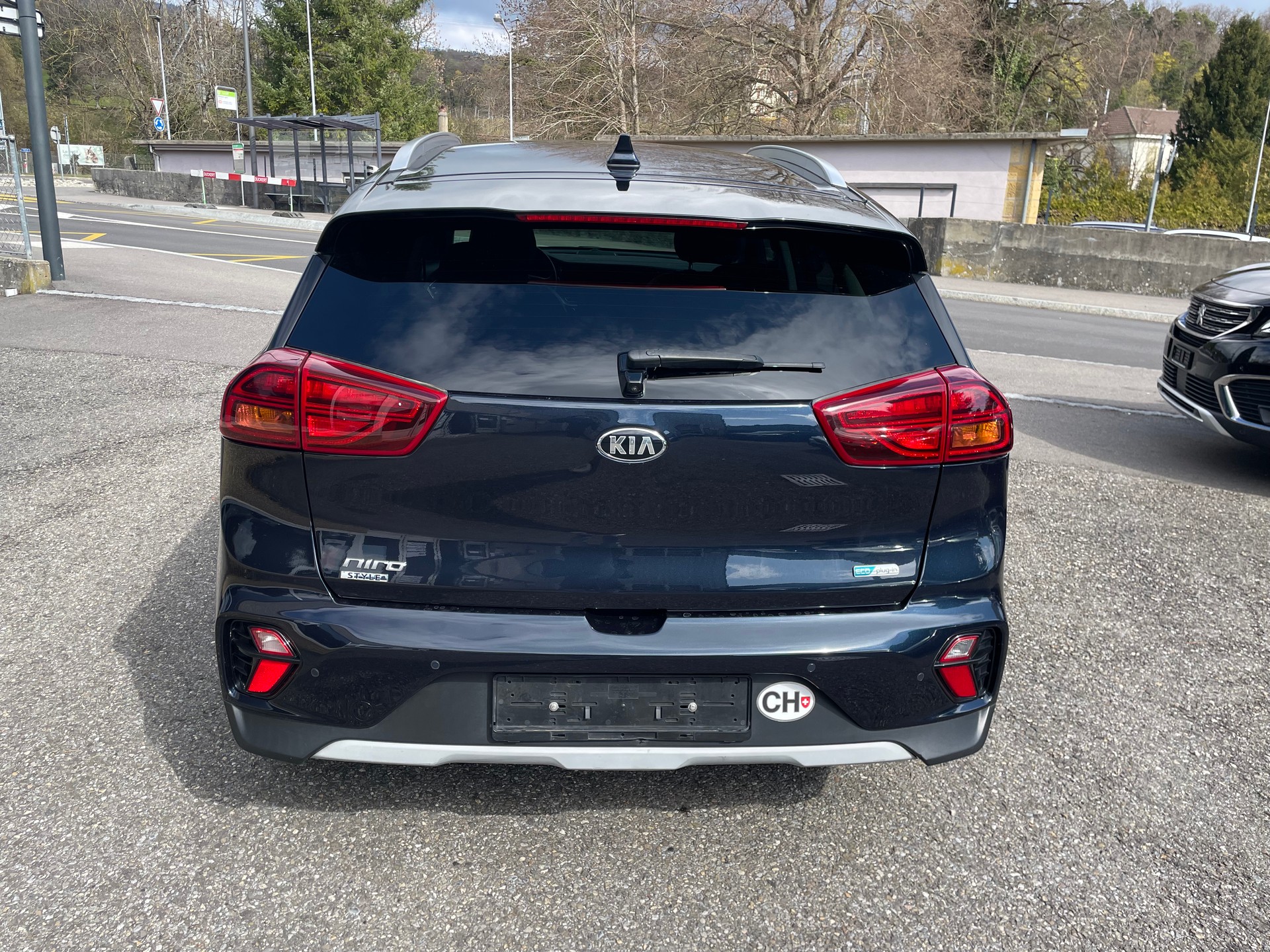 KIA Niro 1.6GDi Plug-in Hybrid DCT-image-3