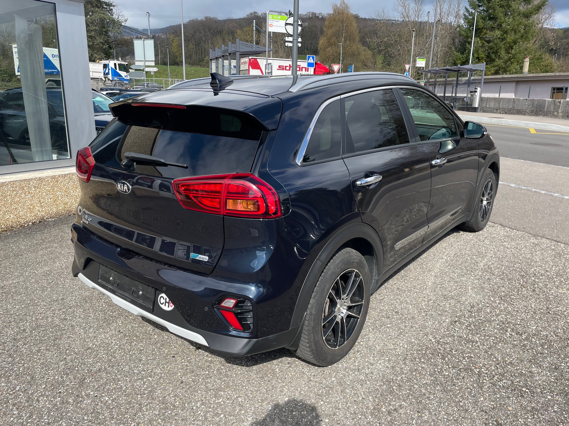 KIA Niro 1.6GDi Plug-in Hybrid DCT-image-2