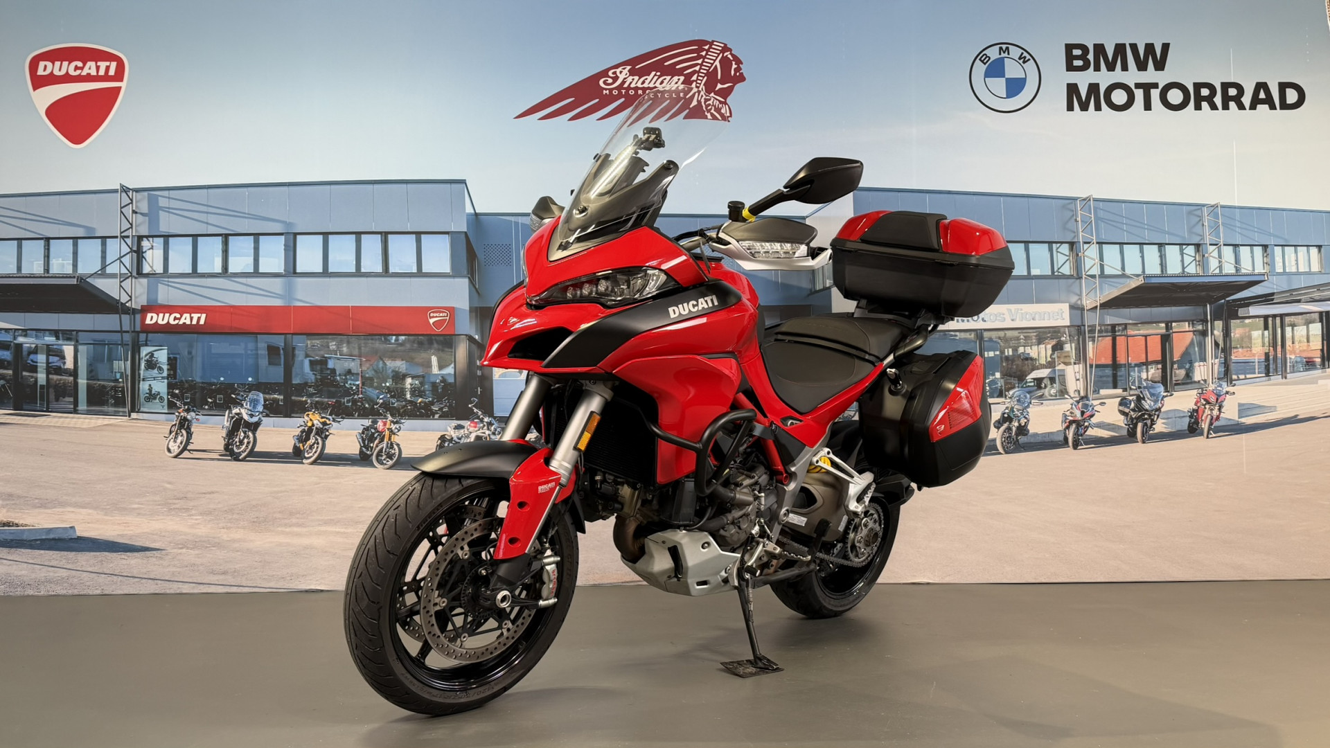 DUCATI Multistrada 1200 avec topcase et valises-showroom-element-2
