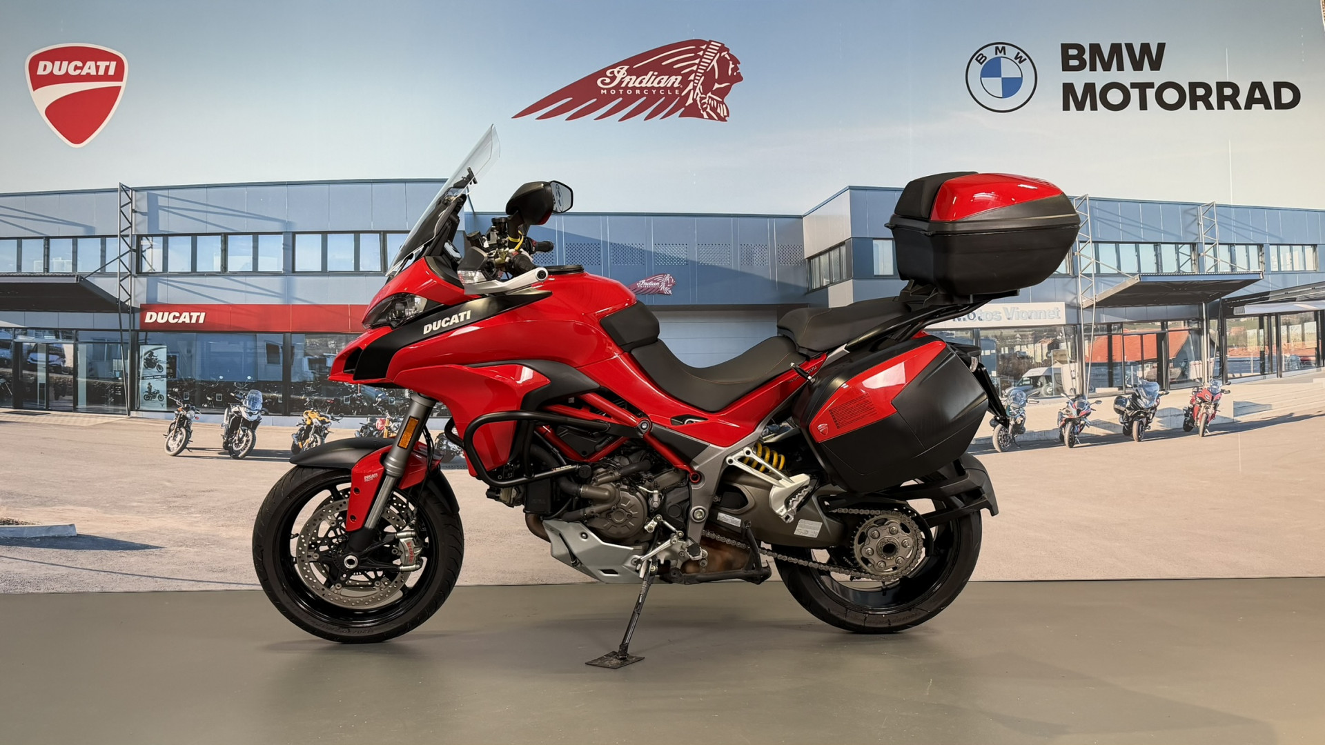 DUCATI Multistrada 1200 avec topcase et valises-showroom-element-3