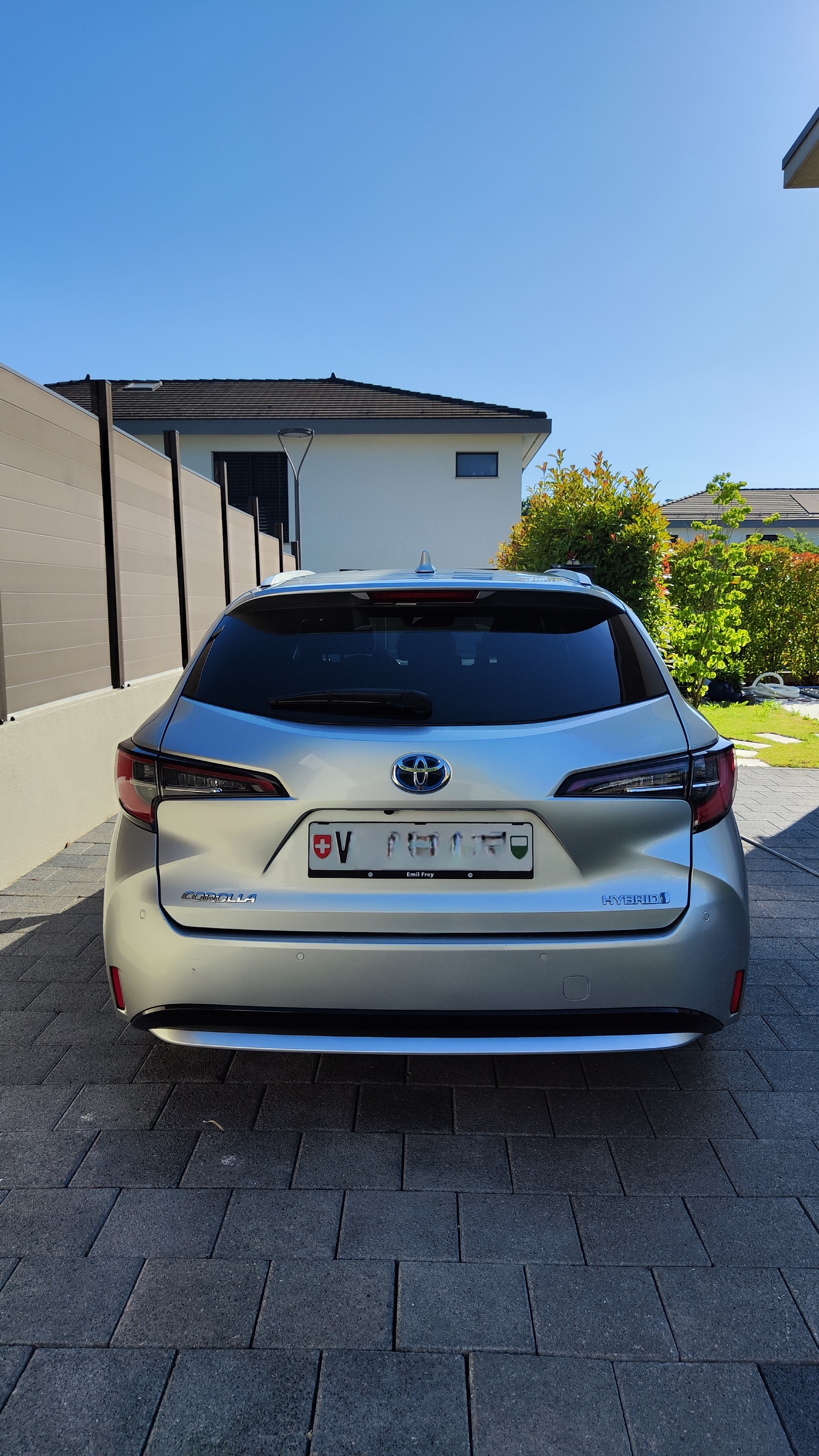 TOYOTA 1.8 HSD Trend-image-3