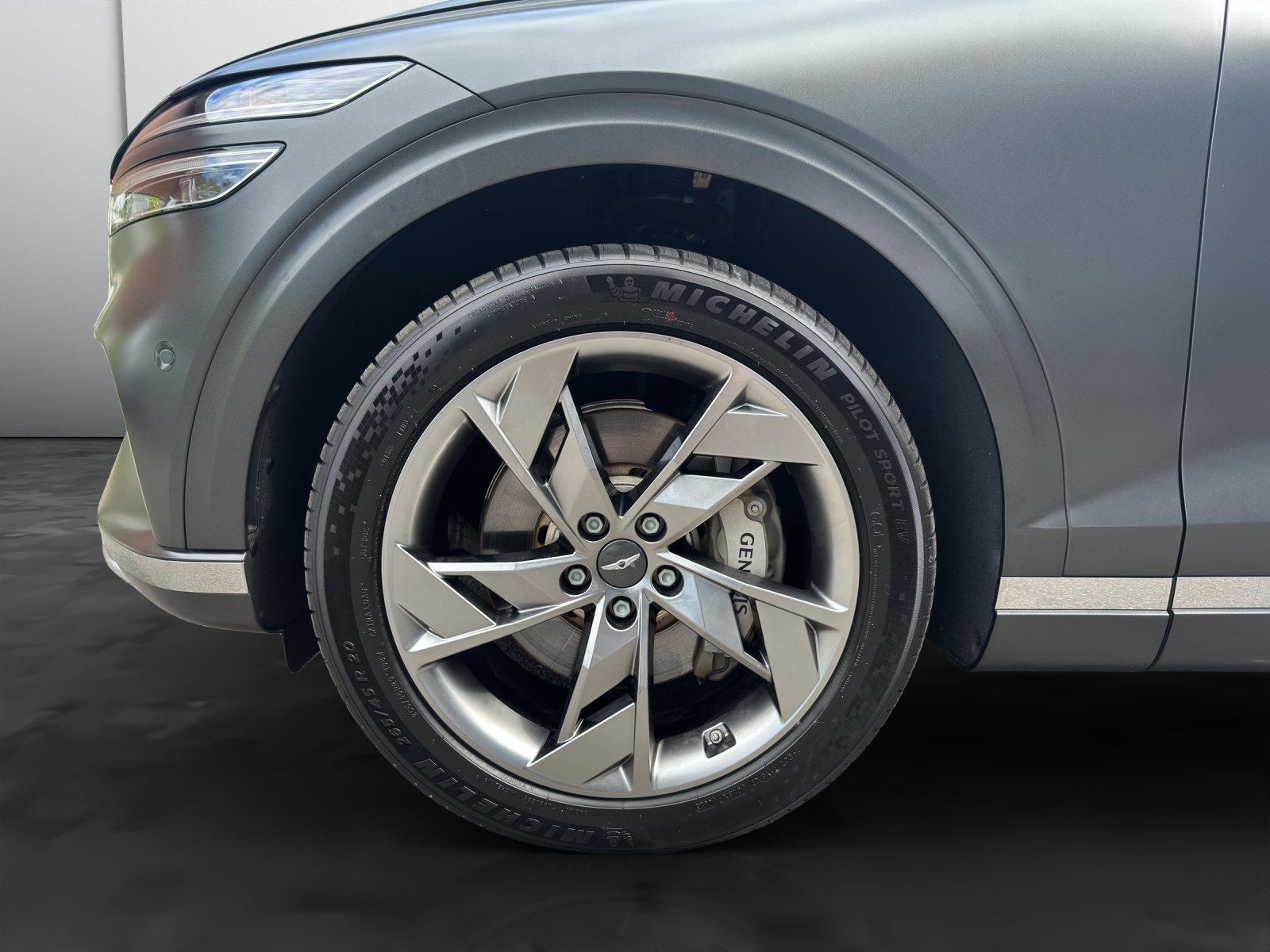 GENESIS GV70 Dual Motor Sport AWD-image-15