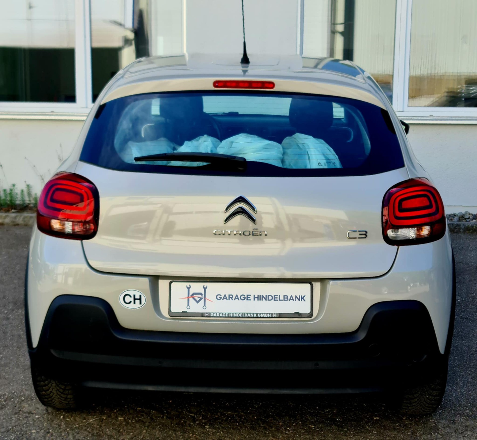 CITROEN C3 1.2i PureTech Feel Edition-image-7