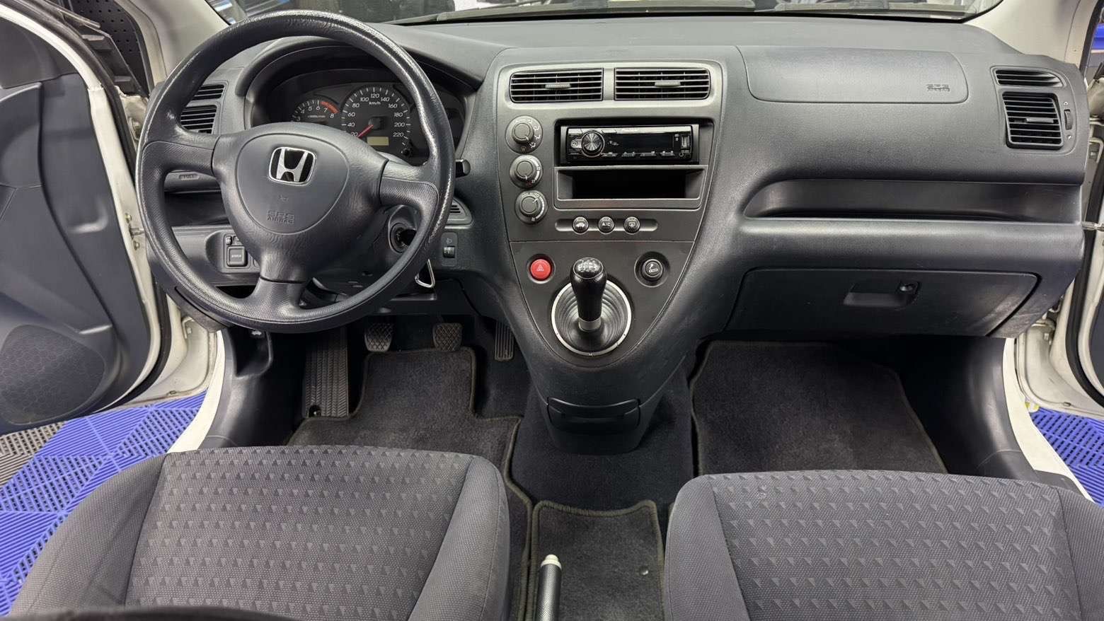 HONDA Civic 1.6i ES-image-6