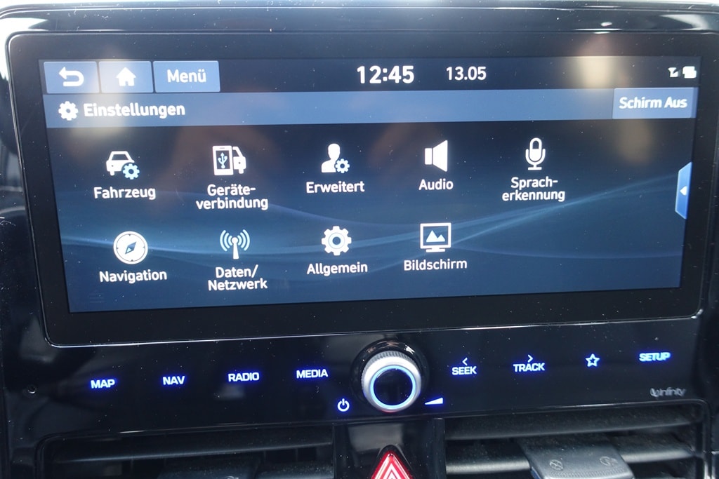 HYUNDAI Ioniq 1.6 GDi HEV Amplia DCT-image-11