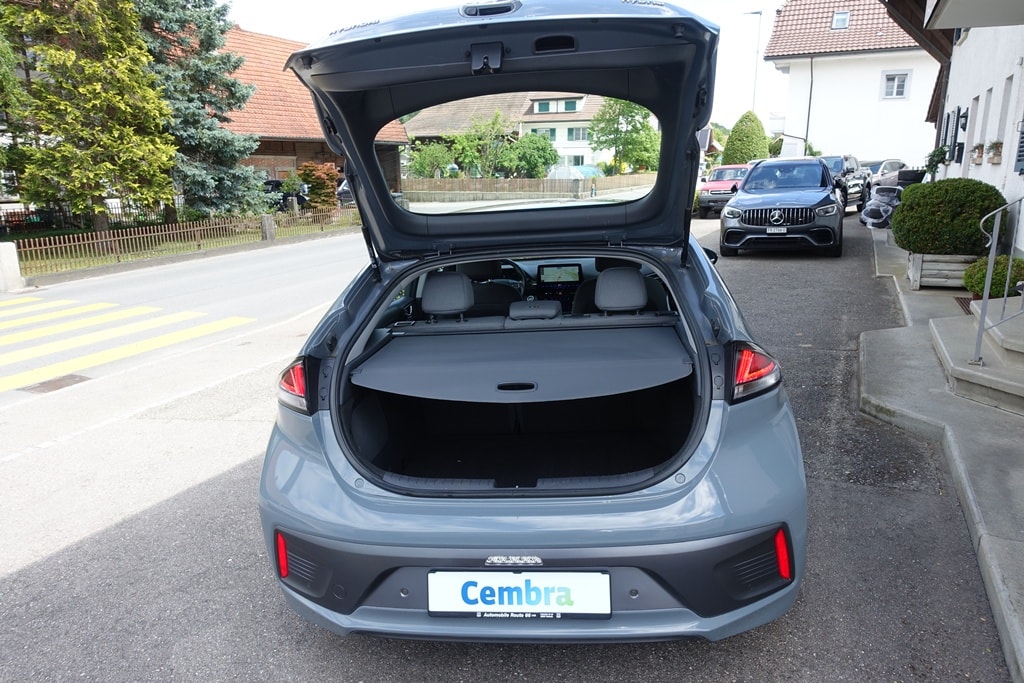 HYUNDAI Ioniq 1.6 GDi HEV Amplia DCT-image-13