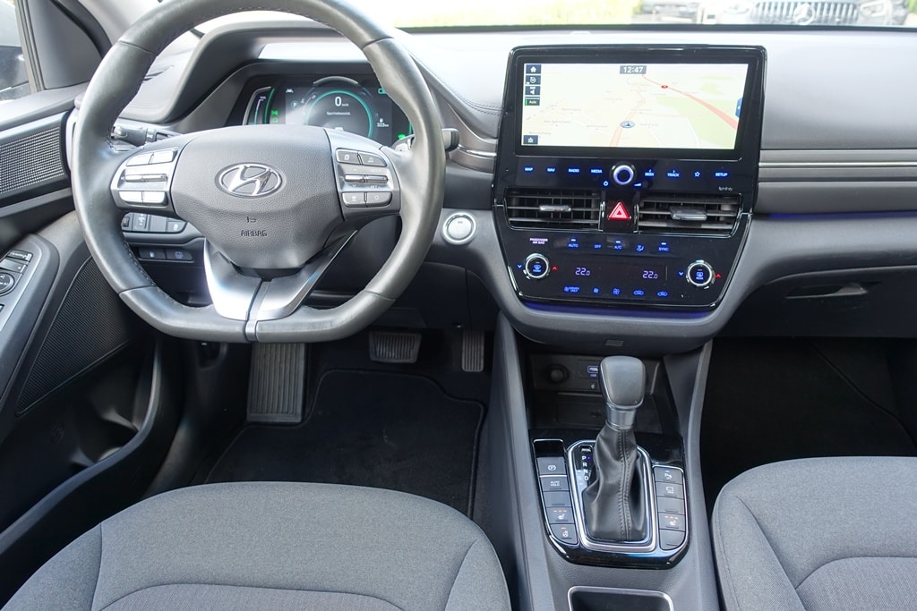HYUNDAI Ioniq 1.6 GDi HEV Amplia DCT-image-7