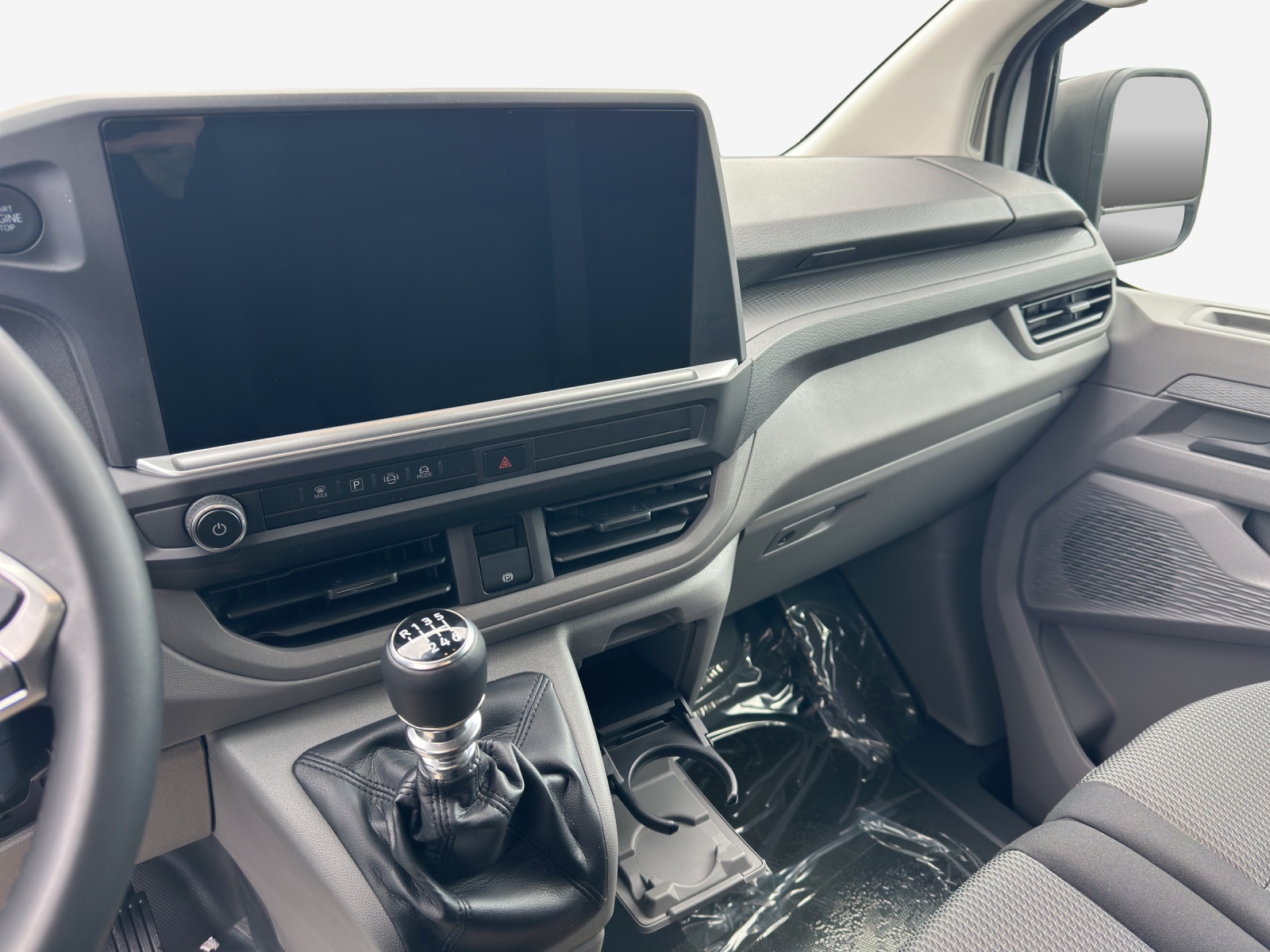 VW Transporter 2.0 TDI-image-10