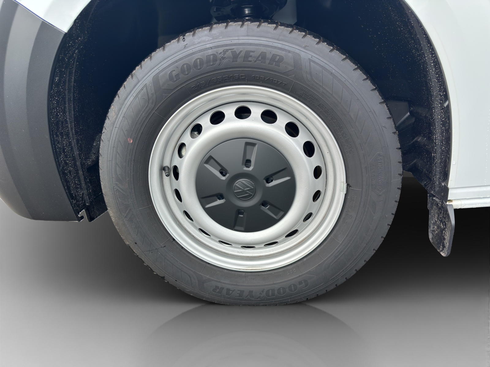 VW Transporter 2.0 TDI-image-14