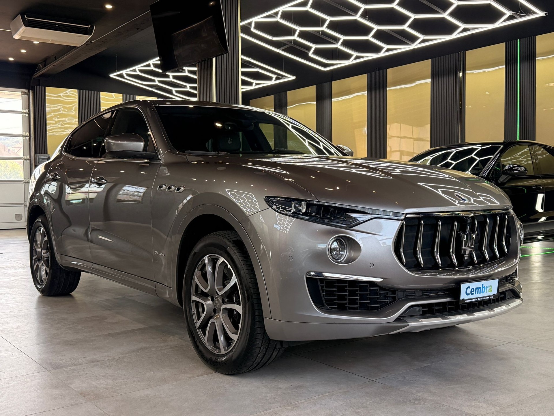 MASERATI Levante D 3.0 V6 GranLusso Automatica-showroom-element-2