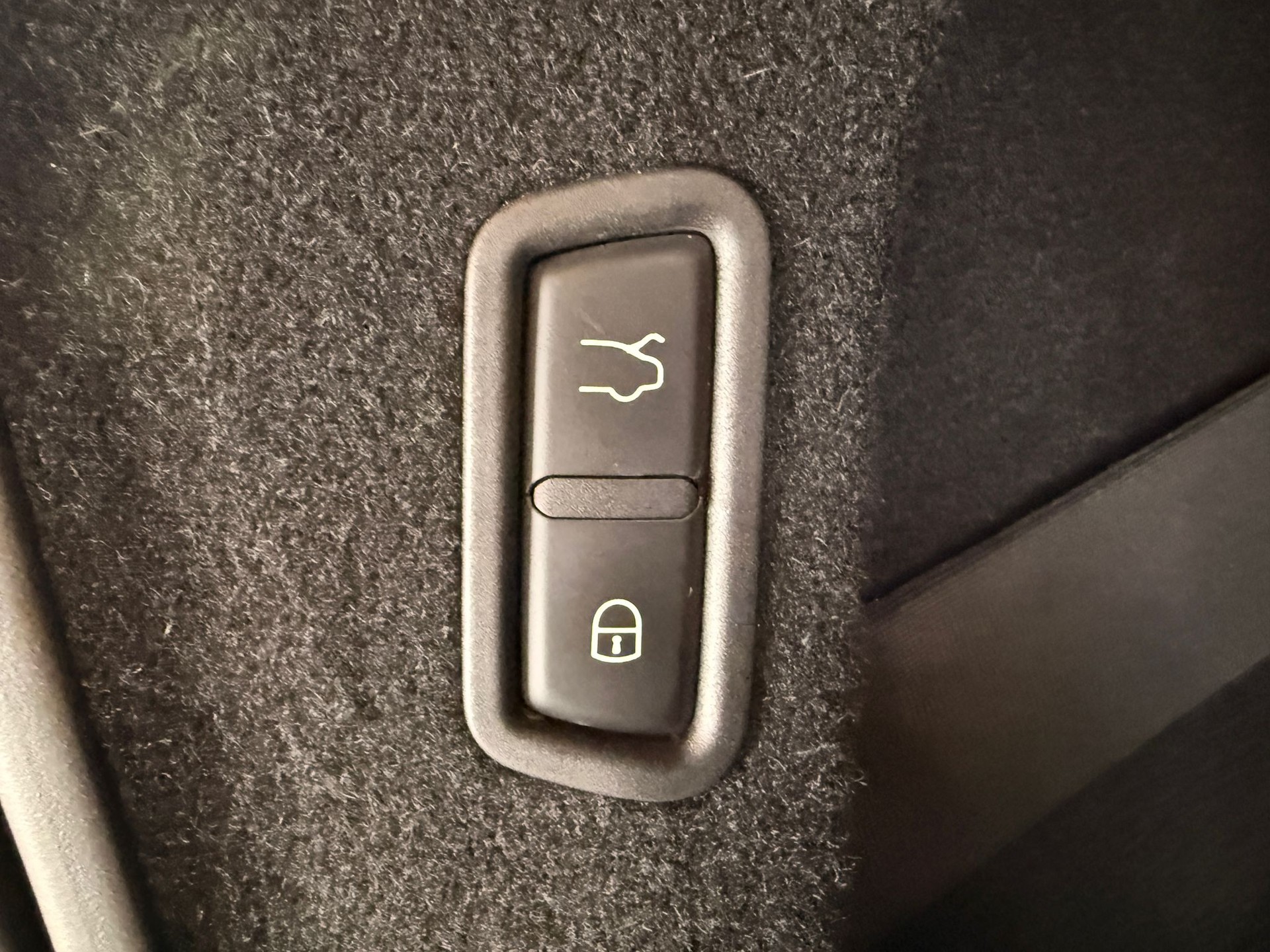 MASERATI Levante D 3.0 V6 GranLusso Automatica-image-21