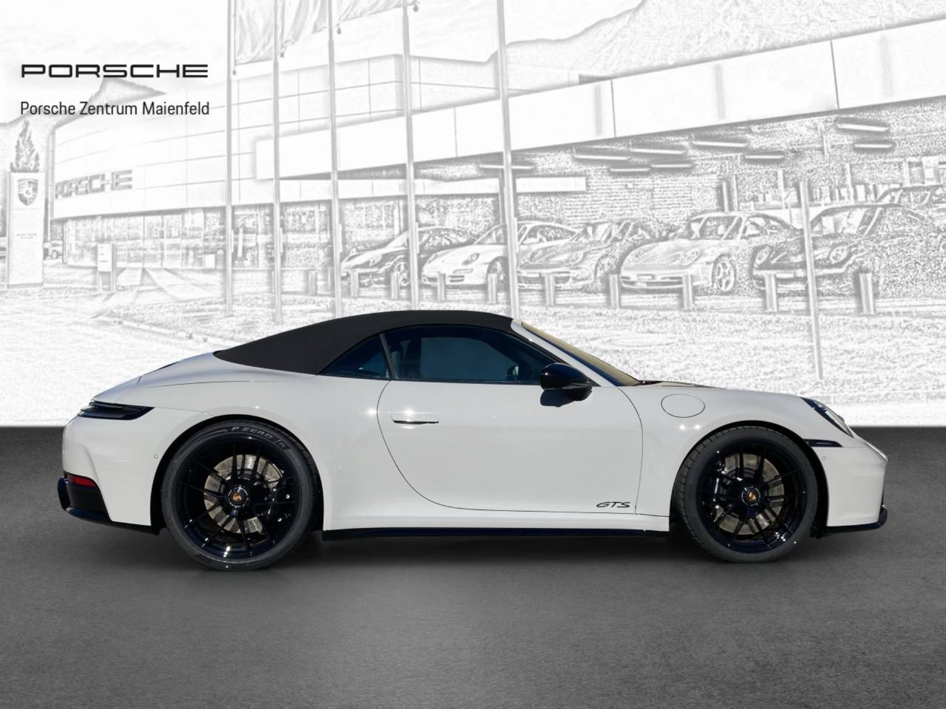 PORSCHE 911 Carrera 4 GTS Cabriolet-image-7