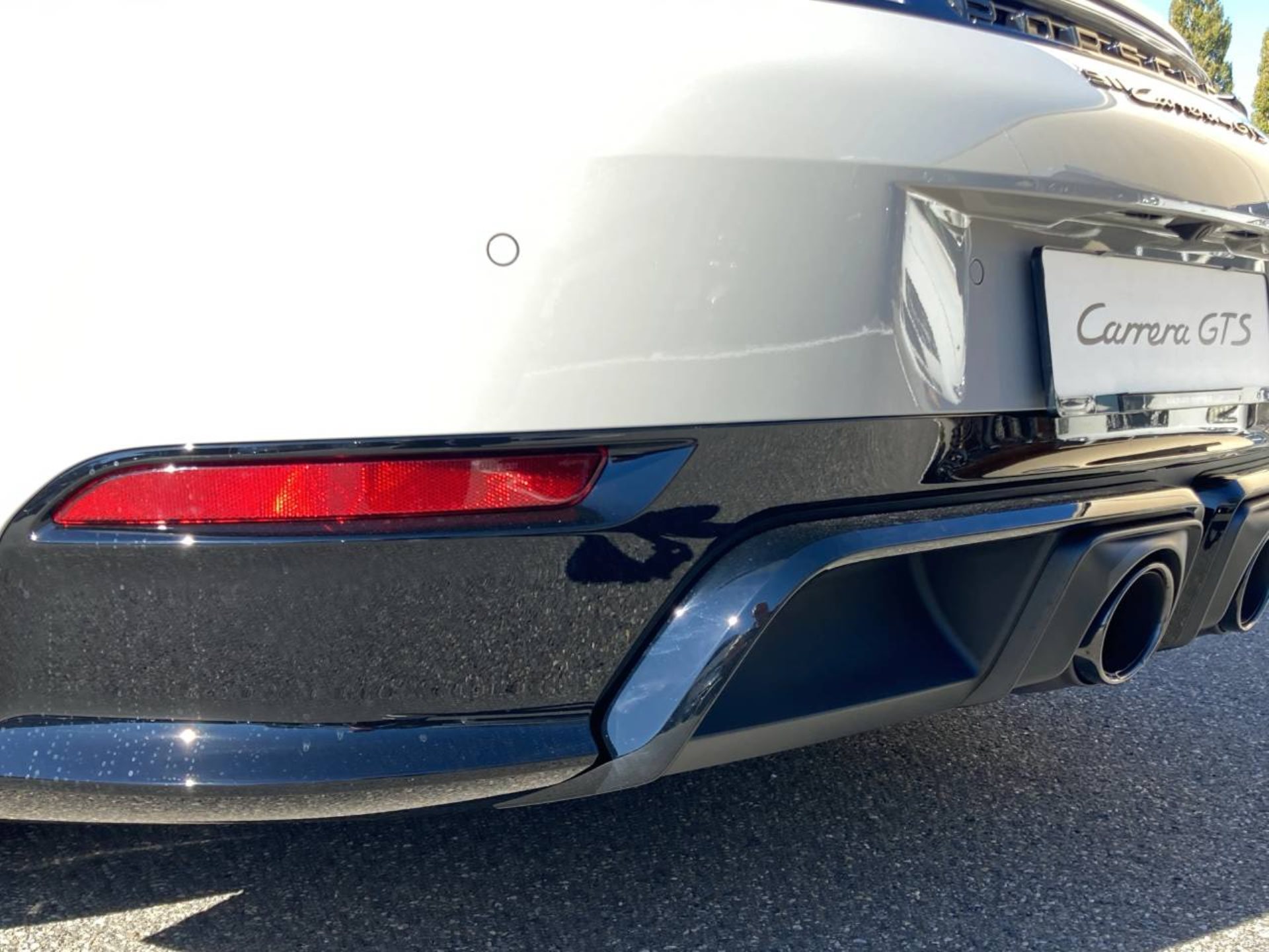 PORSCHE 911 Carrera 4 GTS Cabriolet-image-28