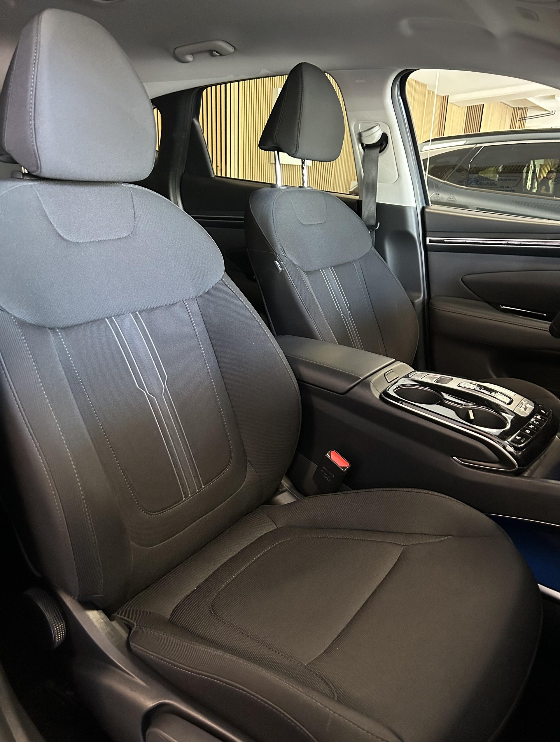 HYUNDAI Tucson 1.6 T-GDi PHEV Origo 4WD-image-16