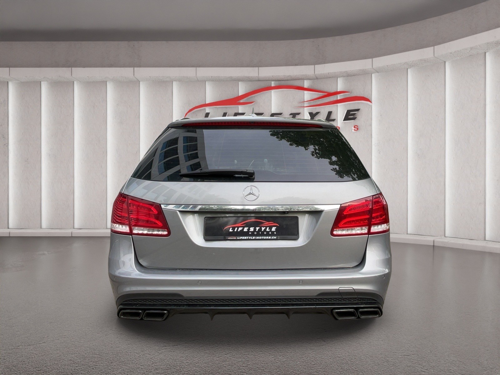 MERCEDES-BENZ E 63 CGI AMG 7G-Tronic-image-3