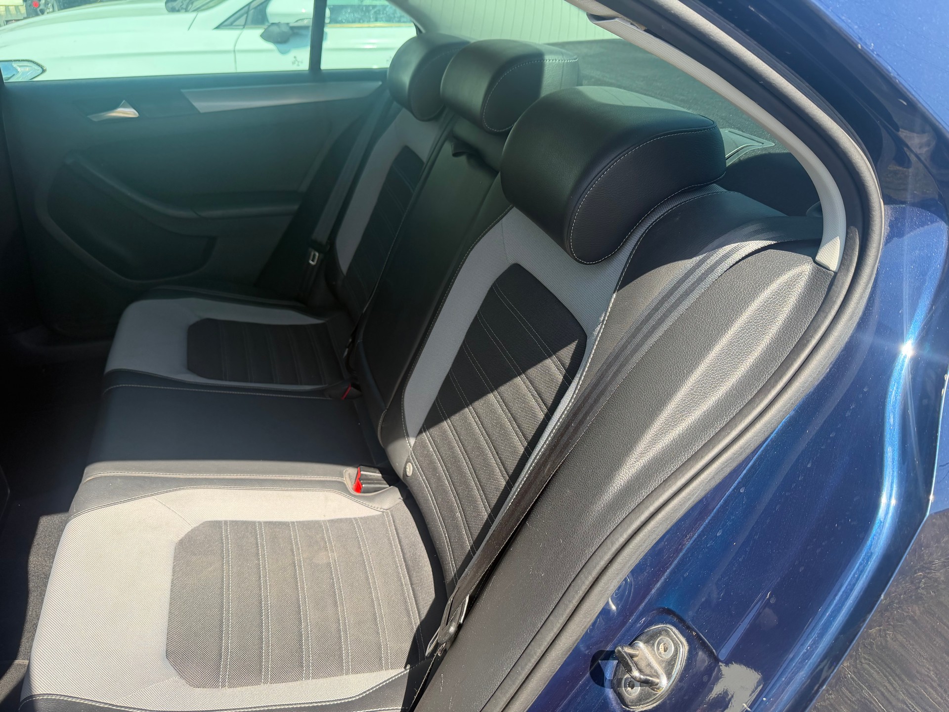 VW Jetta 1.4 TSI Comfortline DSG-image-6