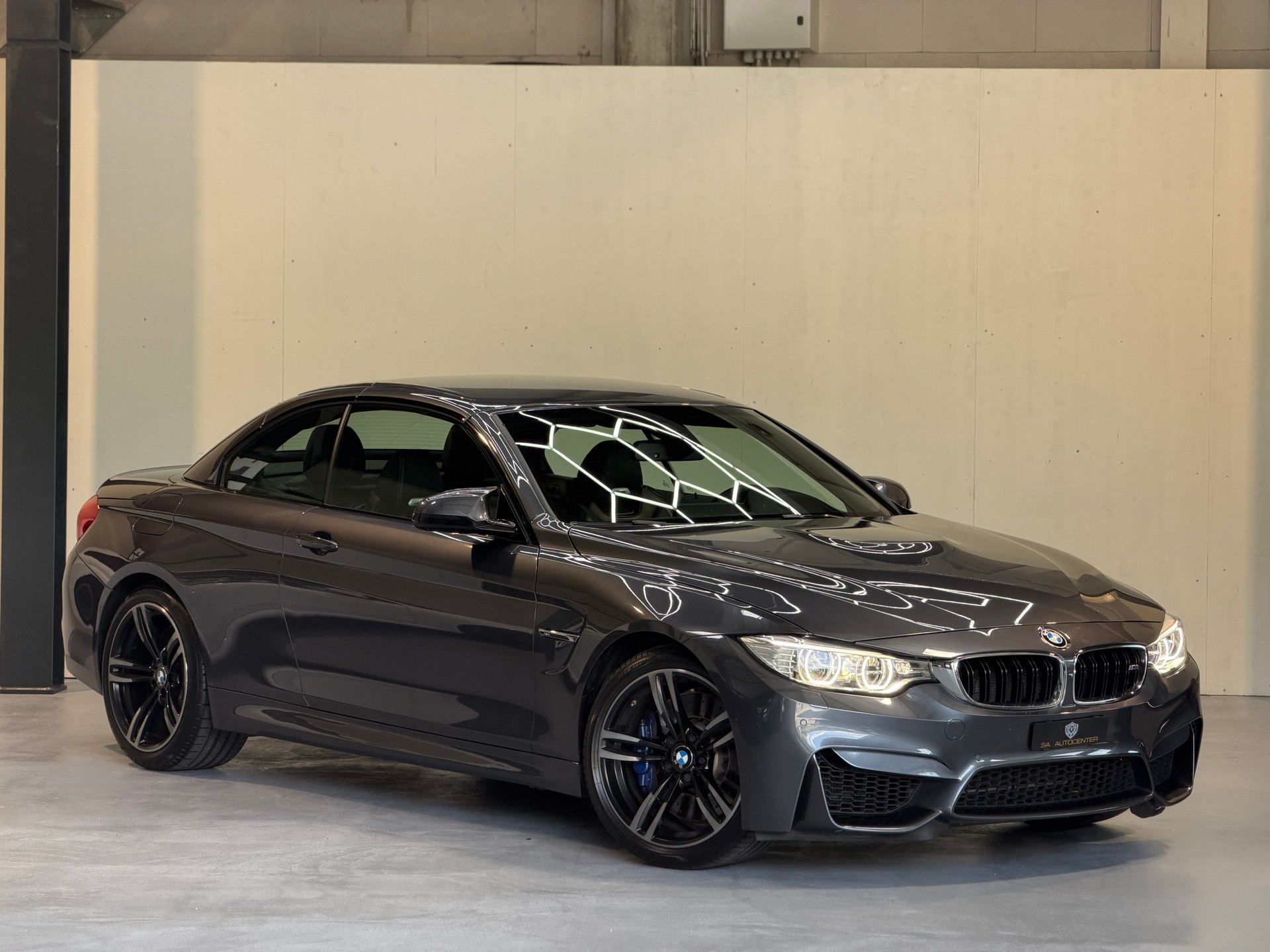 BMW M4 Cabriolet DKG-image-2