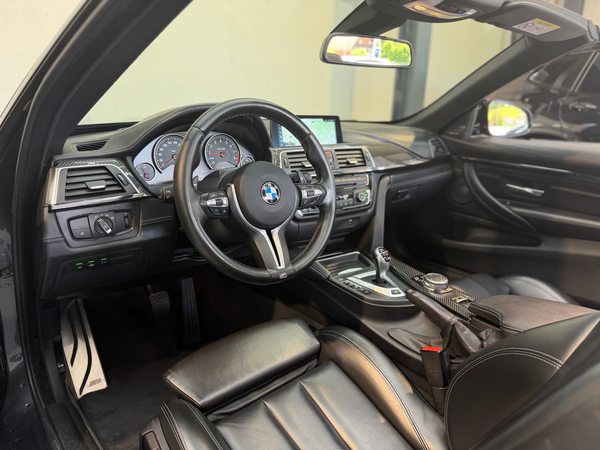 BMW M4 Cabriolet DKG-image-10