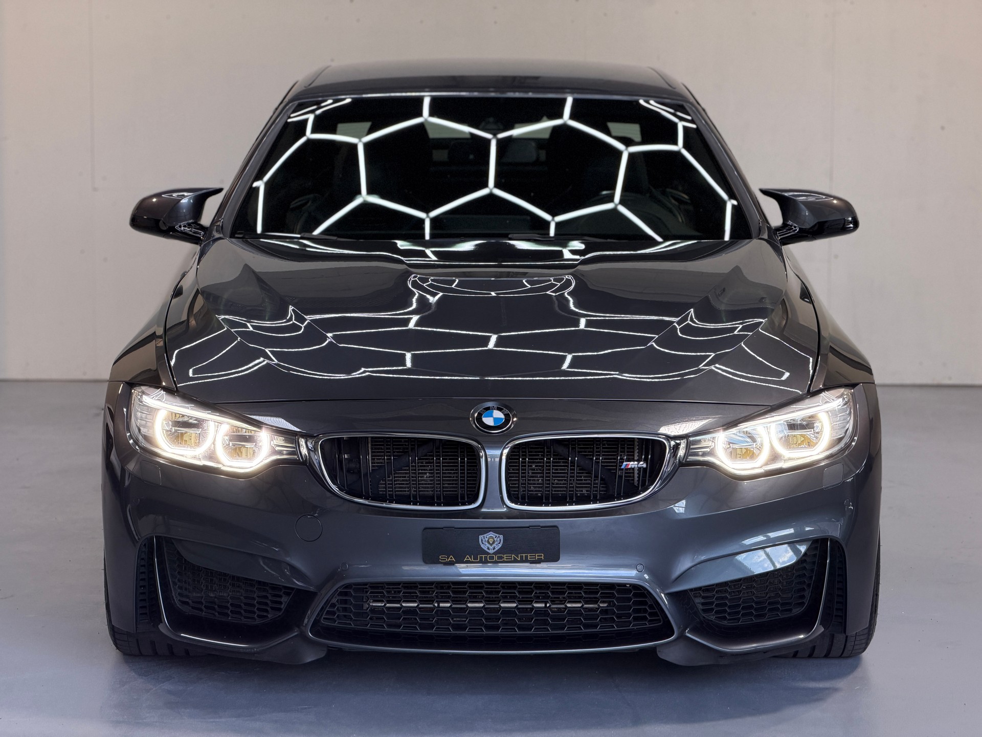 BMW M4 Cabriolet DKG-image-3