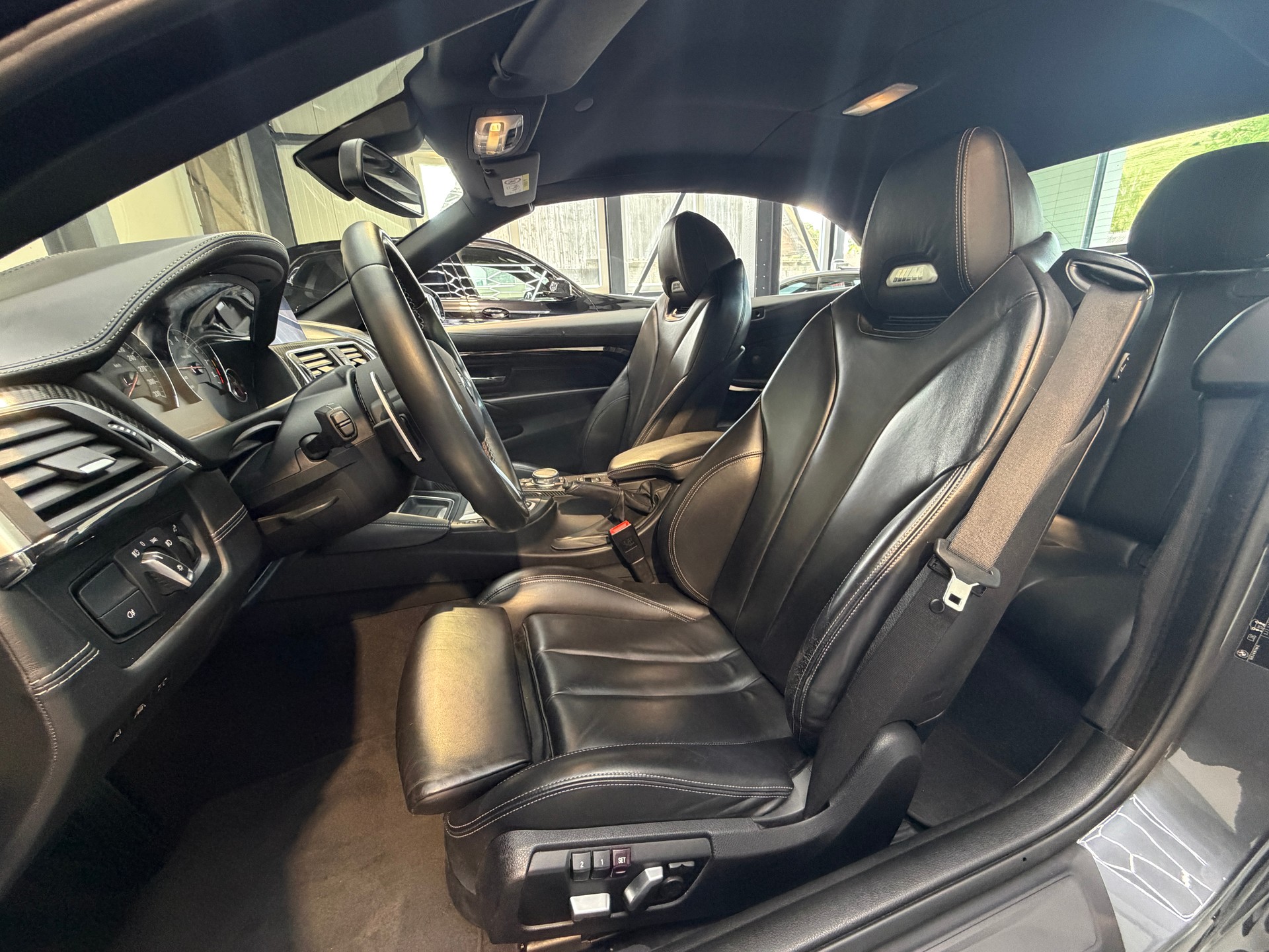 BMW M4 Cabriolet DKG-image-13