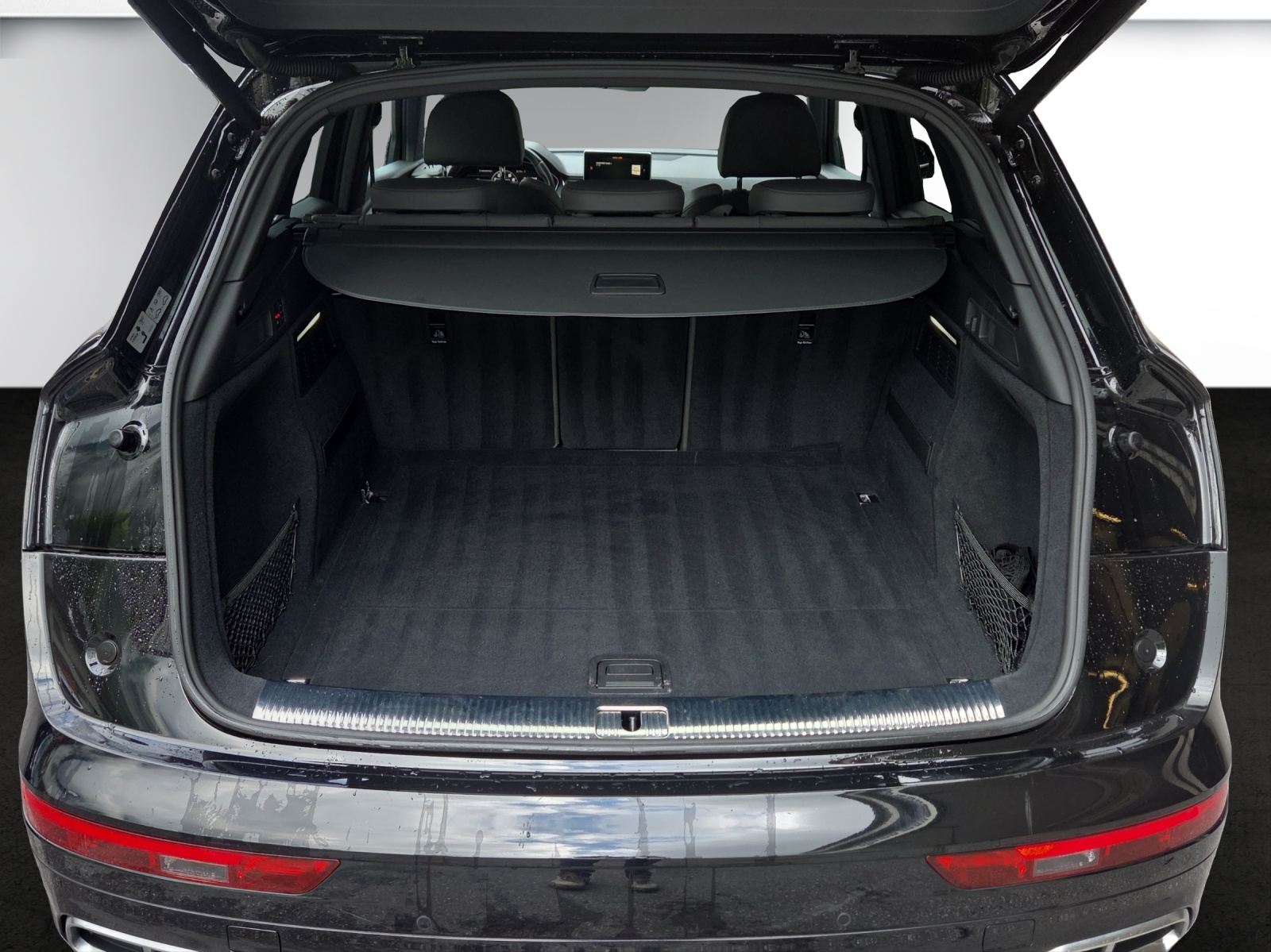 AUDI SQ5 3.0 TFSI quattro S-tronic-image-16