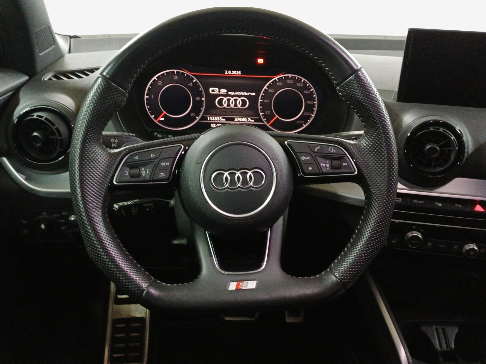 AUDI Q2 2.0 TDI sport quattro S-tronic-image-9