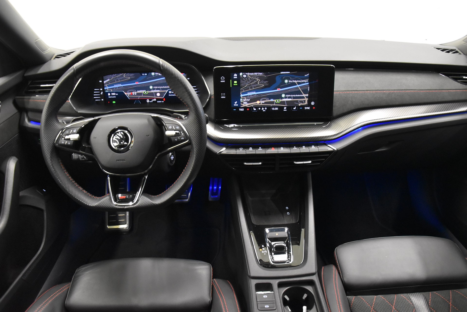 SKODA Octavia Combi 2.0 TSI DSG RS-image-4