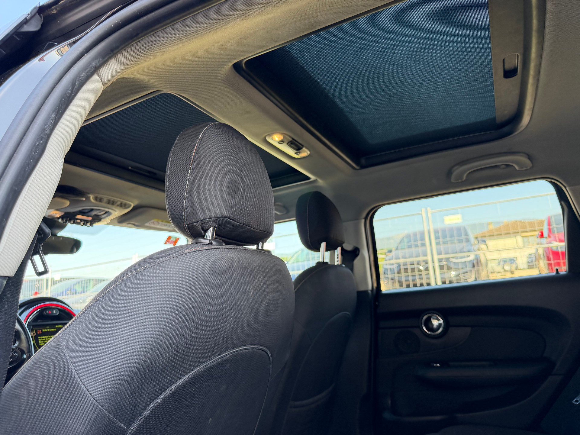 MINI Clubman Cooper Steptronic-image-8